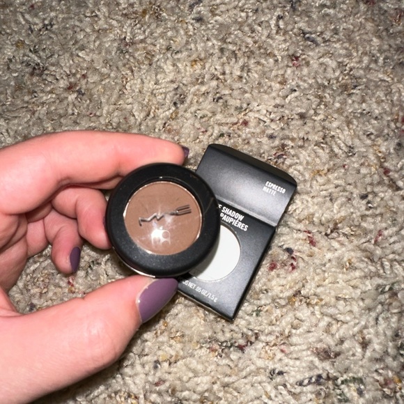 NWT MAC Eyeshadow espresso matte - Picture 1 of 13